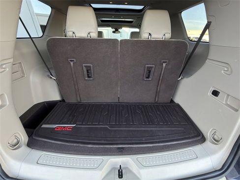 Used 2019 GMC Acadia Denali image 31