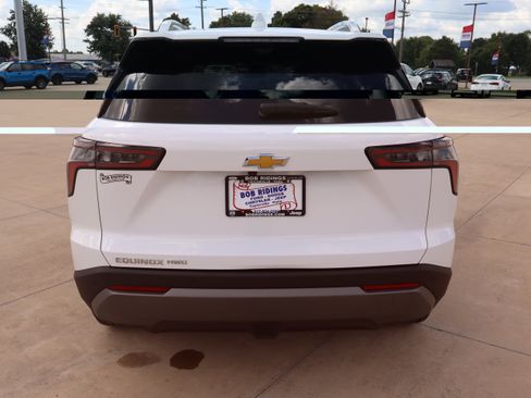 Used 2025 Chevrolet Equinox LT w/ Convenience Package II AWD/4WD image 6