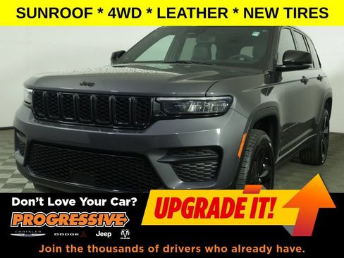 Used 2023 Jeep Grand Cherokee Altitude AWD/4WD image 1