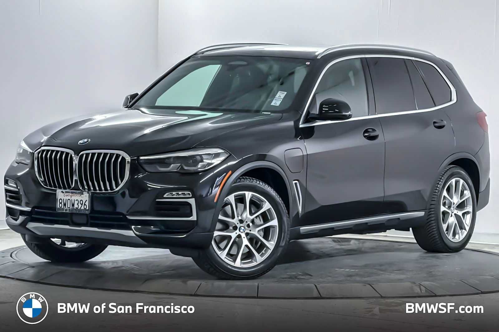 Used 2021 BMW X5 xDrive45e w/ Premium Package 2 AWD/4WD image 1