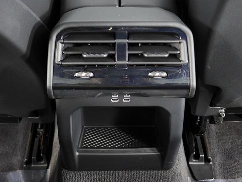 Used 2026 BMW 530i w/ M Sport Package RWD image 24