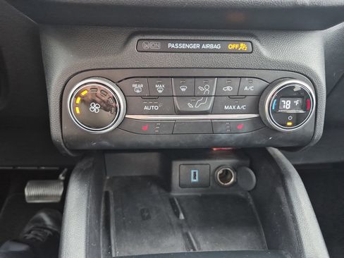 Certified 2020 Ford Escape SE Sport image 31