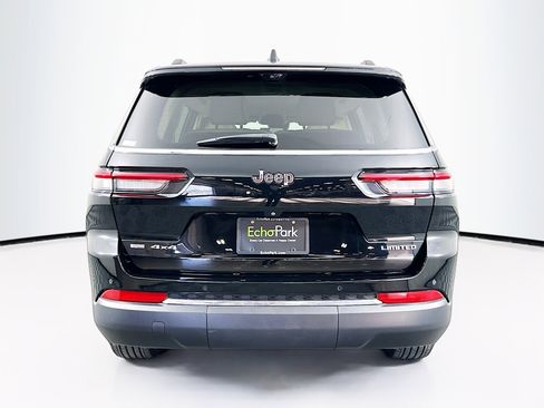 Used 2022 Jeep Grand Cherokee L Limited w/ Luxury Tech Group II image 7