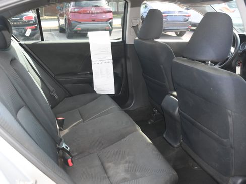 Used 2014 Honda Accord LX image 17