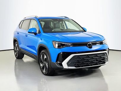 Used 2025 Volkswagen Taos SE