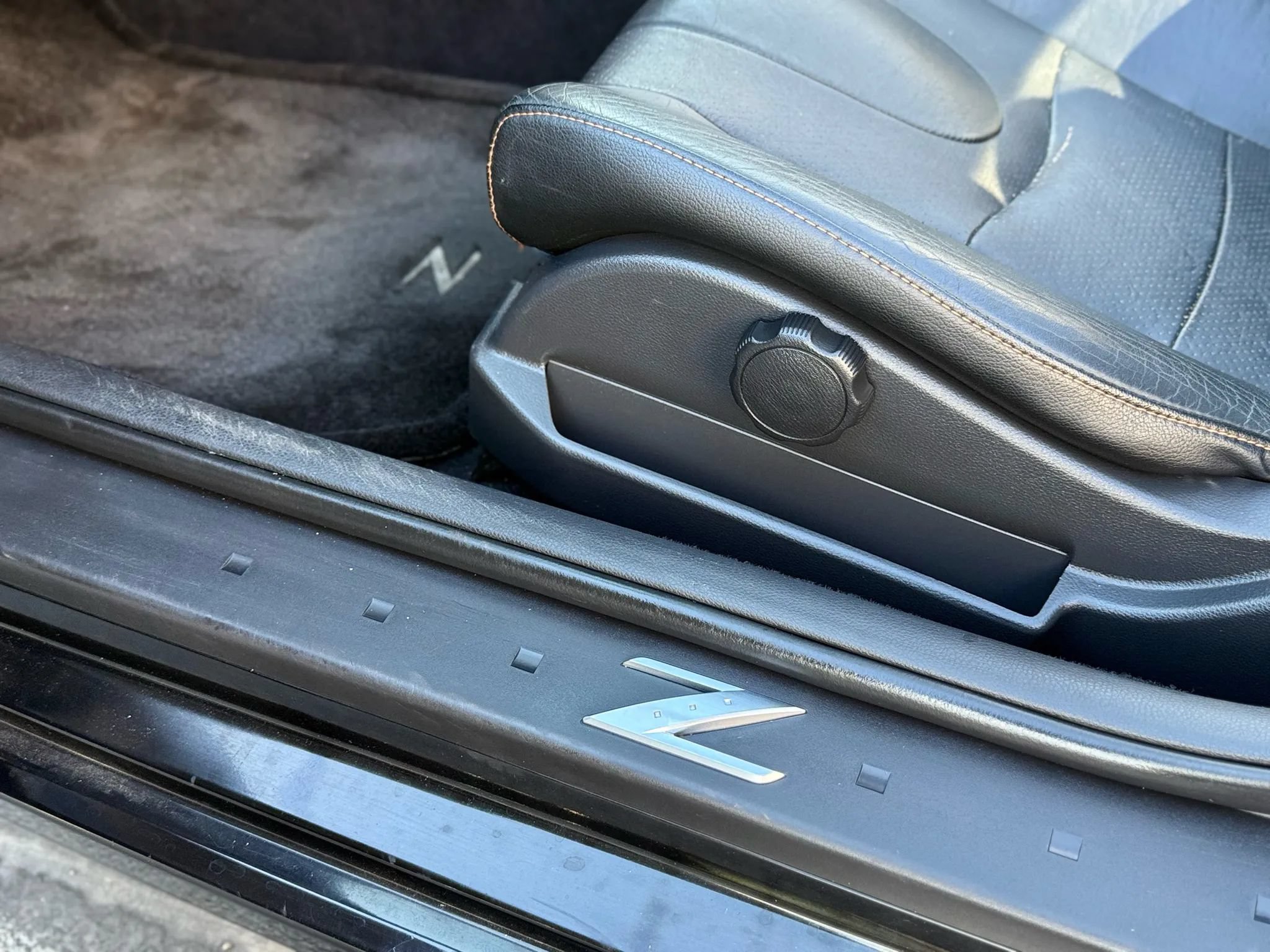 Used 2004 Nissan 350Z Touring RWD image 50