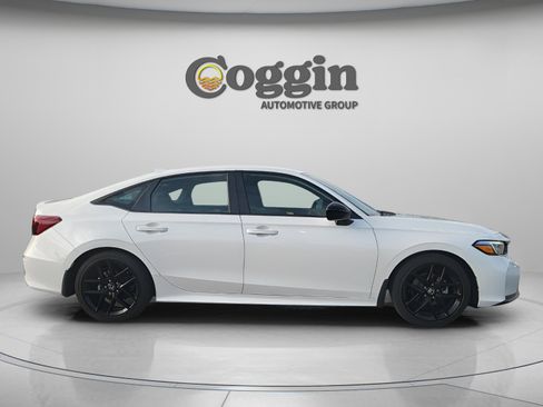 Certified 2025 Honda Civic Sport image 7