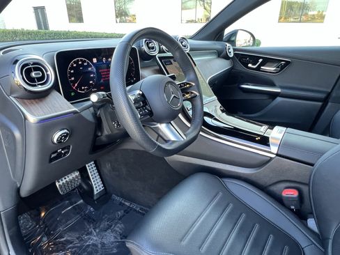 Certified 2025 Mercedes-Benz GLC 300 4MATIC image 16