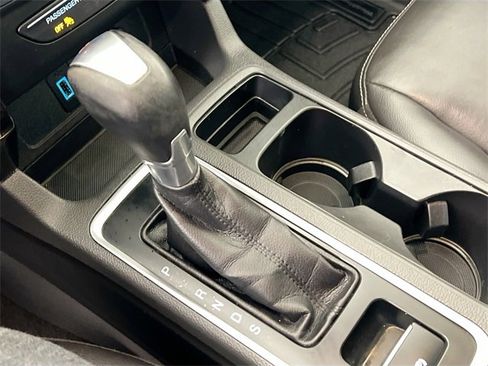 Used 2017 Ford Escape Titanium image 15