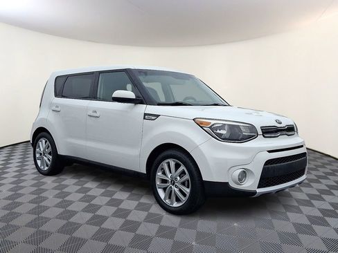 Used 2018 Kia Soul + FWD image 1