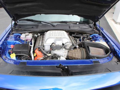 Used 2019 Dodge Challenger SRT Hellcat RWD image 22