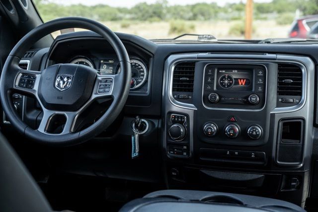 Used 2024 RAM 1500 Warlock AWD/4WD image 15