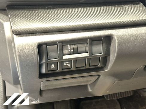 Used 2022 Subaru Impreza Premium AWD/4WD image 9