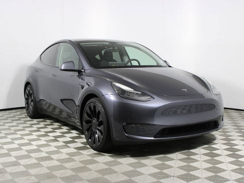 Used 2022 Tesla Model Y Performance image 27