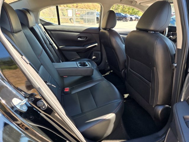 Used 2025 Nissan Sentra SR w/ SR Premium Package FWD image 20