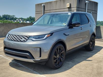 New 2025 Land Rover Discovery S