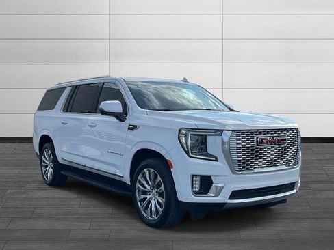 Used 2023 GMC Yukon XL Denali image 7