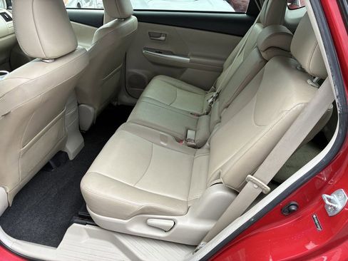Used 2012 Toyota Prius V Five image 13