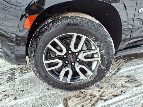 Certified 2023 GMC Yukon AT4 w/ AT4 Premium Package image 37