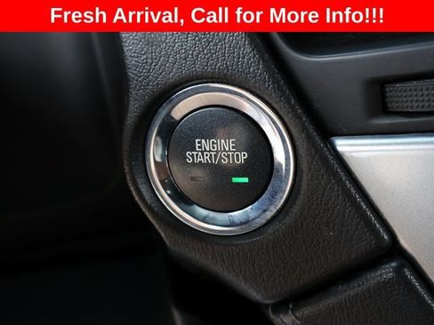Used 2015 Chevrolet Suburban LT w/ Luxury Package AWD/4WD image 35