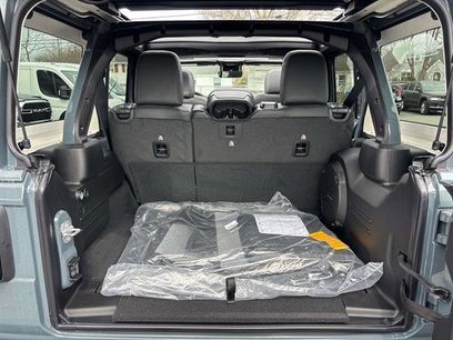 New 2026 Jeep Wrangler Unlimited Rubicon 392