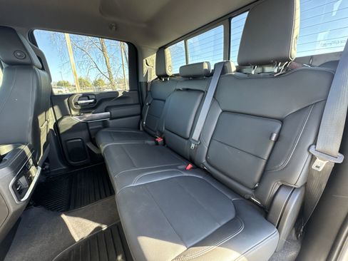 Used 2020 Chevrolet Silverado 2500 LTZ w/ LTZ Premium Package image 22