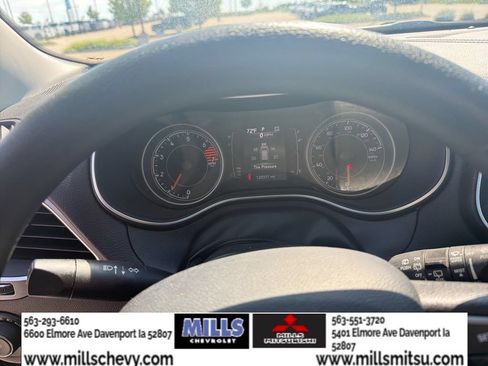 Used 2019 Jeep Cherokee Latitude w/ Popular Appearance Group FWD image 14
