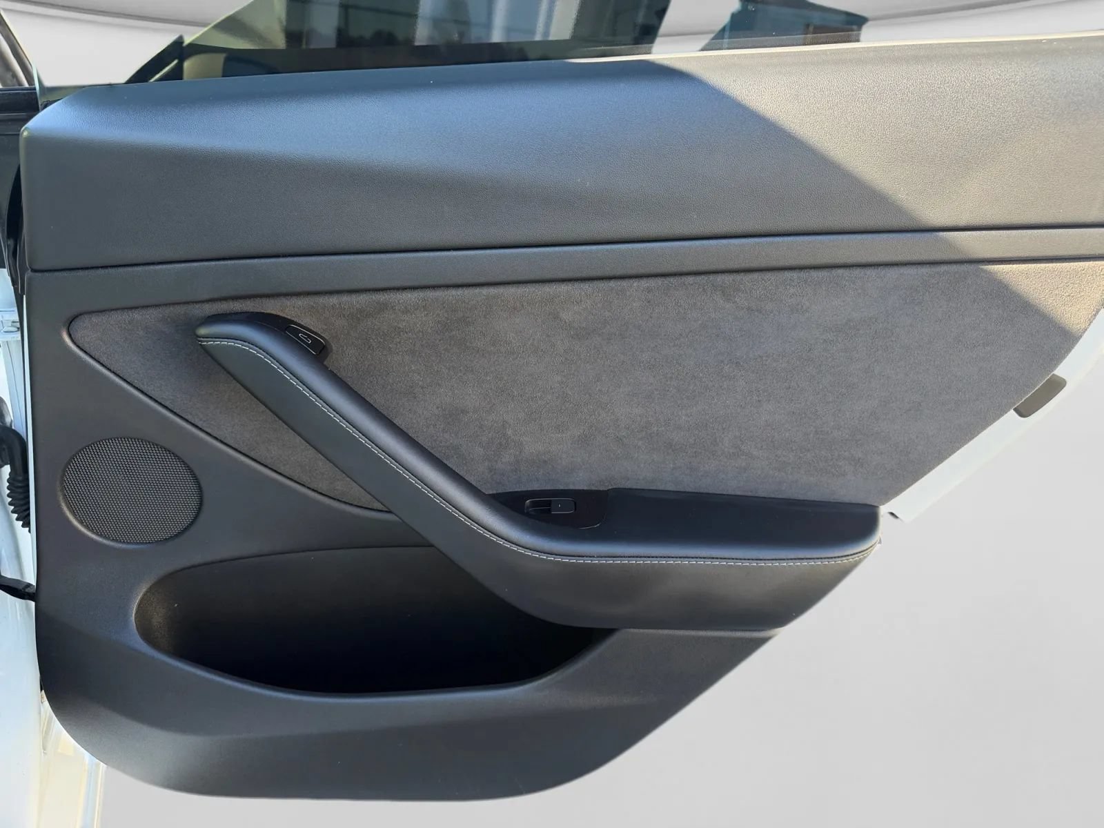 Used 2021 Tesla Model 3 Standard Range Plus RWD image 29