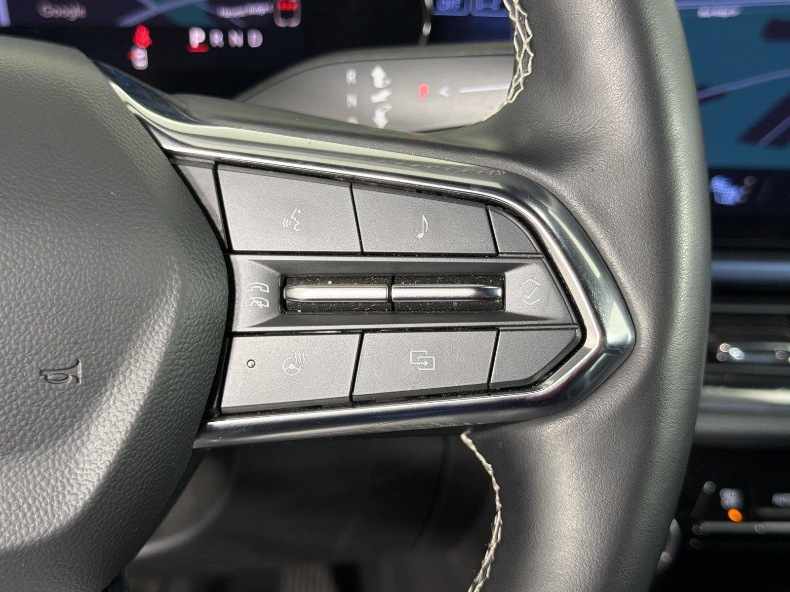 Used 2024 Chevrolet Equinox EV LT AWD/4WD image 24
