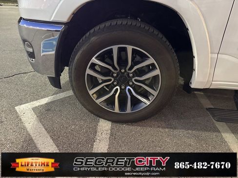 Used 2025 RAM 1500 Limited image 33