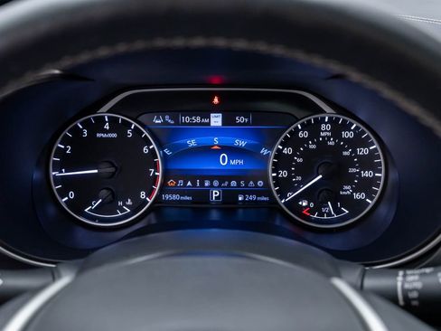 Used 2019 Nissan Maxima Platinum w/ Sport Mat Group FWD image 22