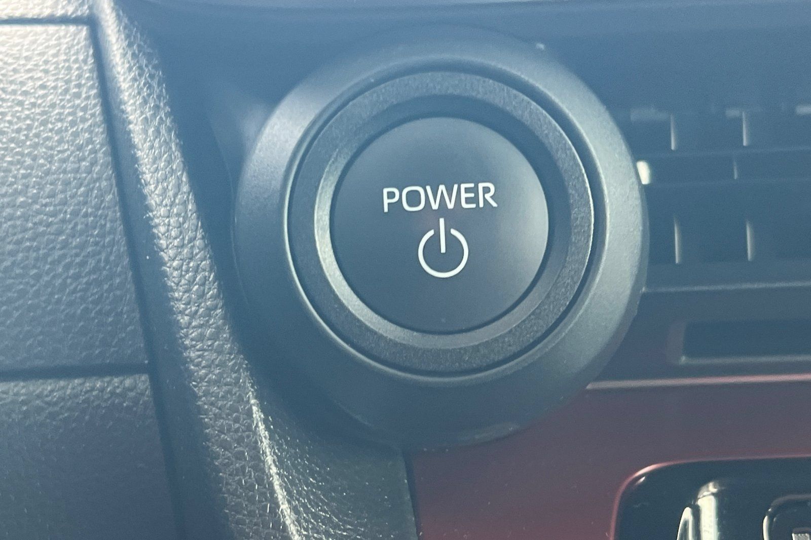 Certified 2026 Toyota Prius Plug-In Hybrid FWD image 19