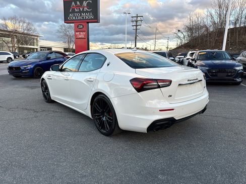 Used 2022 Maserati Ghibli Modena Q4 image 5