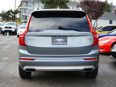 Used 2018 Volvo XC90 T6 Momentum w/ Convenience Package image 4