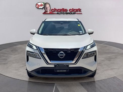 Certified 2023 Nissan Rogue SV FWD image 9