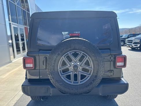 Certified 2026 Jeep Wrangler Unlimited Sport AWD/4WD image 6