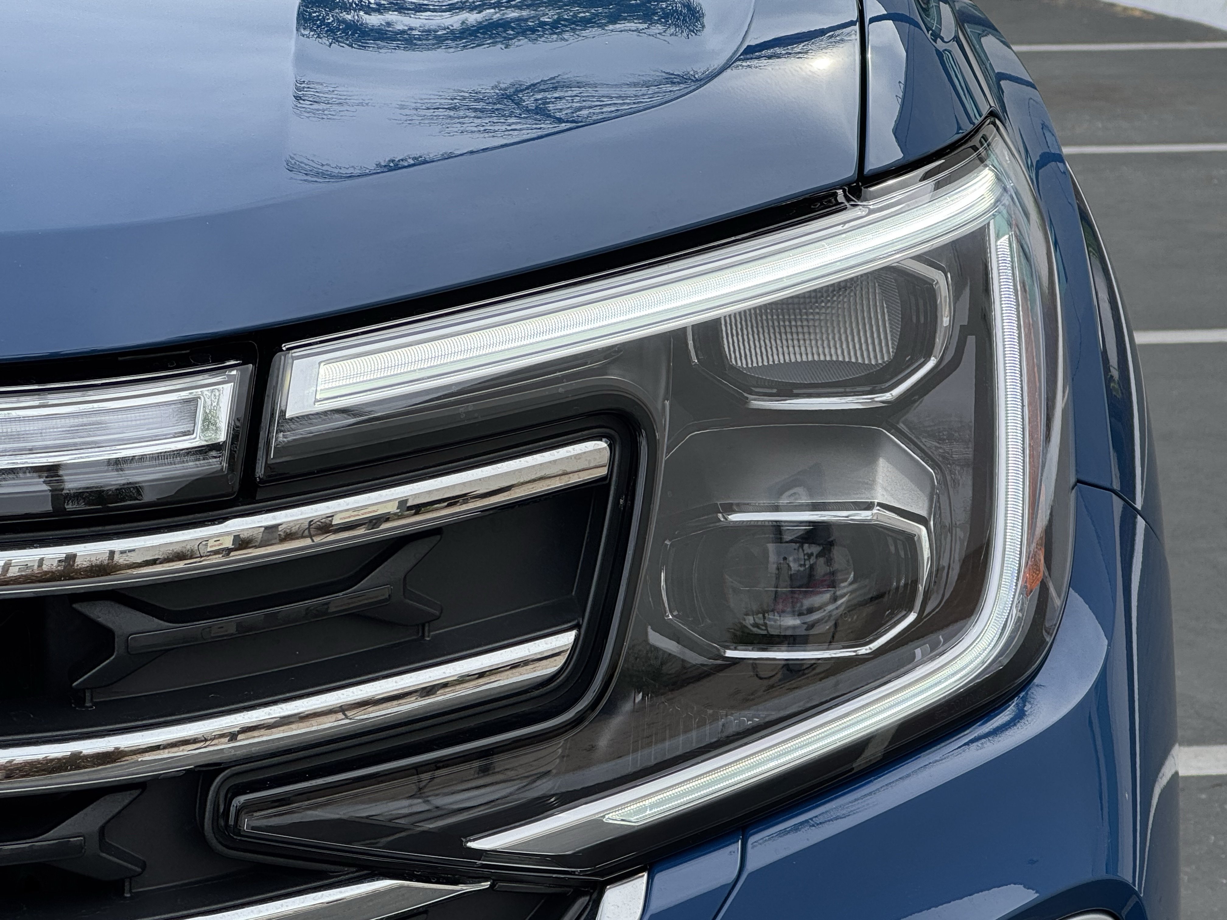 Used 2026 Volkswagen Atlas SE FWD image 5