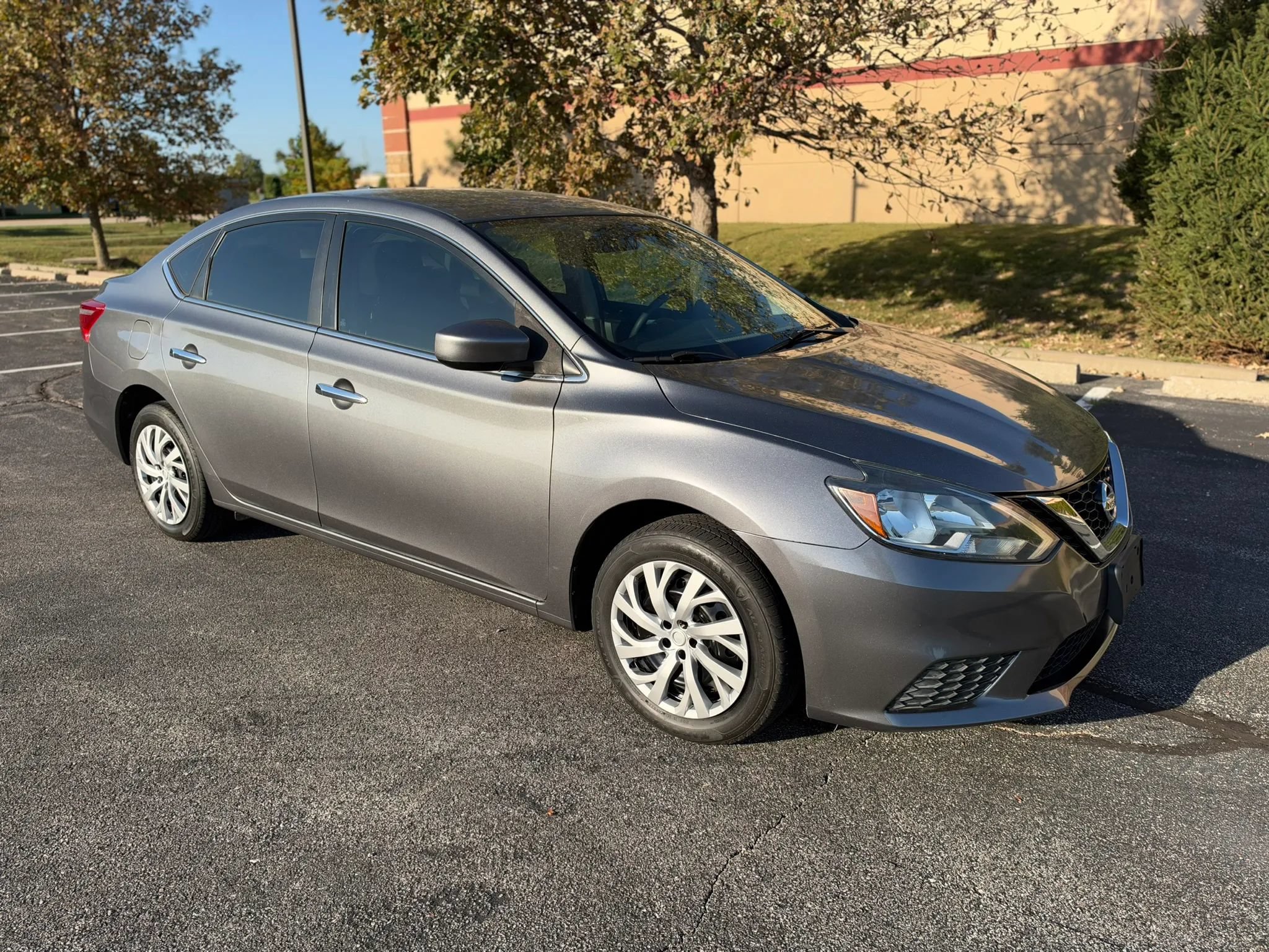 Used 2017 Nissan Sentra S FWD image 6
