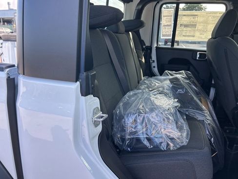 New 2026 Jeep Gladiator Sport image 27