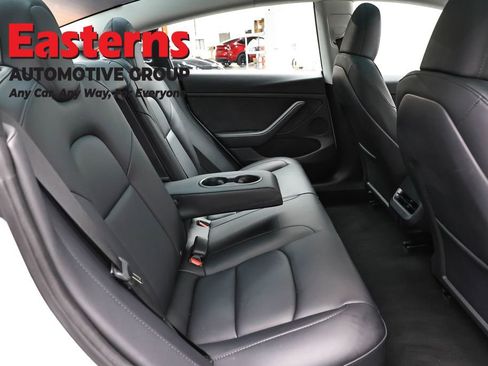 Used 2023 Tesla Model 3 Standard Range image 19
