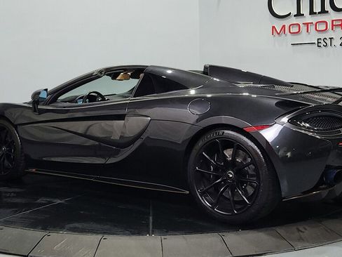 Used 2019 McLaren 570S Spider RWD image 11