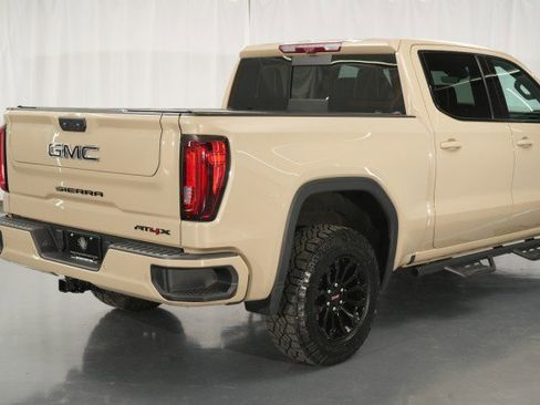 Used 2023 GMC Sierra 1500 AT4X image 19