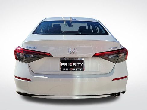 Used 2023 Honda Civic Sport image 4