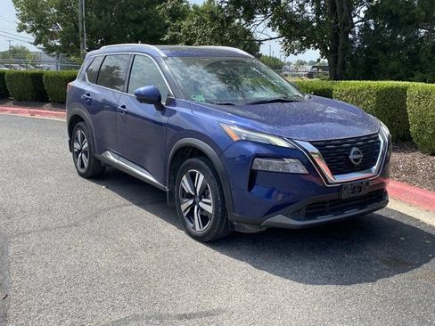 Used 2023 Nissan Rogue SL w/ SL Premium Package FWD image 7