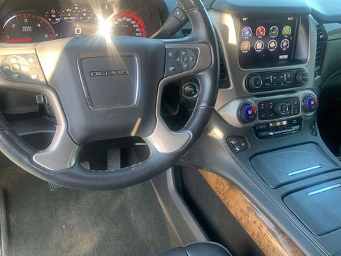 Used 2016 GMC Yukon Denali w/ Open Road Package image 17