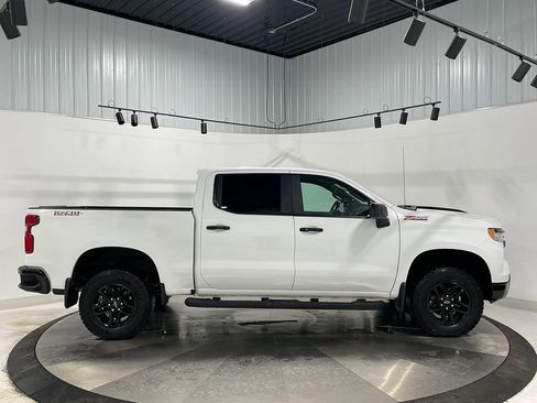 Used 2024 Chevrolet Silverado 1500 LT Trail Boss image 10