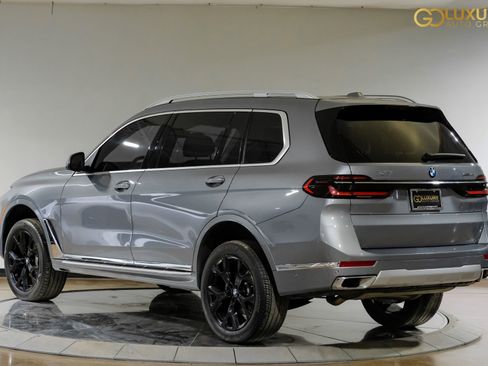 Used 2025 BMW X7 xDrive40i image 12