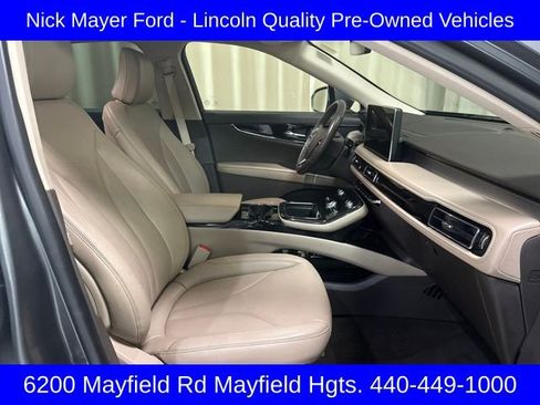 Used 2023 Lincoln Nautilus AWD w/ Premium Package image 25