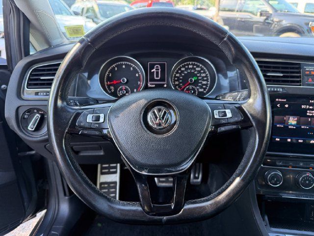 Used 2018 Volkswagen Golf Alltrack AWD/4WD image 12
