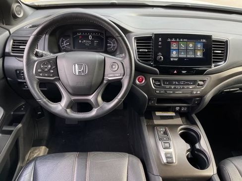 Used 2023 Honda Passport TrailSport image 11